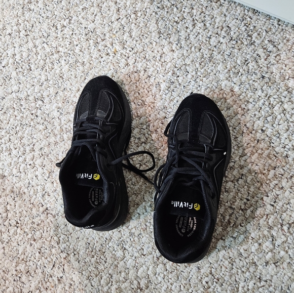 Shoes - Picture 2 of 2